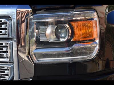 2018 GMC Sierra 3500HD Denali   - Photo 38 - Mesa, AZ 85201