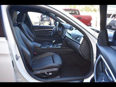 2017 BMW 3 Series 330i   - Photo 31 - Mesa, AZ 85201