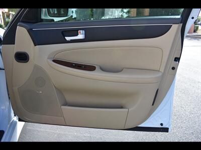 2014 Hyundai Genesis 3.8L   - Photo 32 - Mesa, AZ 85201