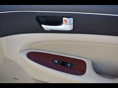 2014 Hyundai Genesis 3.8L   - Photo 33 - Mesa, AZ 85201