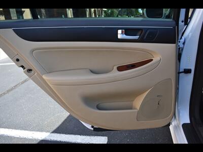 2014 Hyundai Genesis 3.8L   - Photo 21 - Mesa, AZ 85201