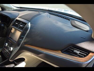 2015 Lincoln MKC   - Photo 37 - Mesa, AZ 85201