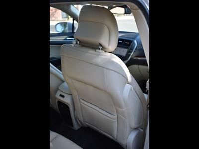 2015 Lincoln MKC   - Photo 27 - Mesa, AZ 85201