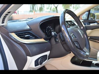 2015 Lincoln MKC   - Photo 15 - Mesa, AZ 85201