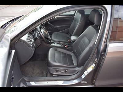 2018 Volkswagen Passat 2.0T S   - Photo 16 - Mesa, AZ 85201