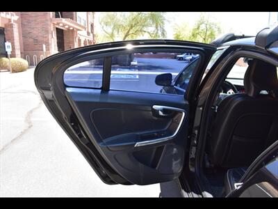 2017 Volvo S60 T6 R-Design Platinum   - Photo 31 - Mesa, AZ 85201