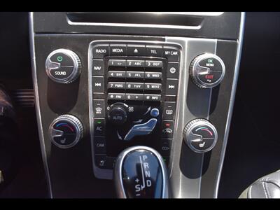 2017 Volvo S60 T6 R-Design Platinum   - Photo 24 - Mesa, AZ 85201