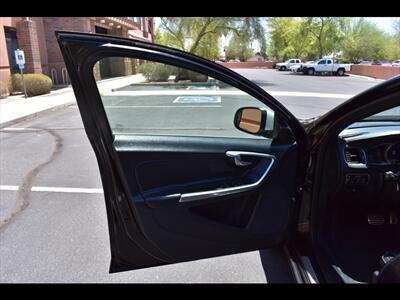 2017 Volvo S60 T6 R-Design Platinum   - Photo 14 - Mesa, AZ 85201