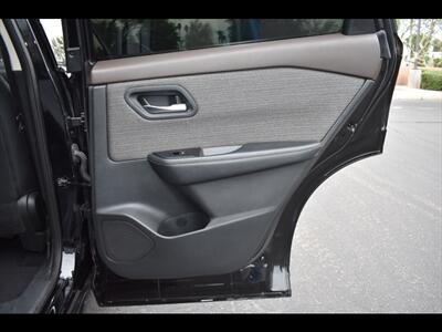 2021 Nissan Rogue SV   - Photo 28 - Mesa, AZ 85201