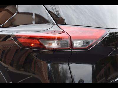 2021 Nissan Rogue SV   - Photo 48 - Mesa, AZ 85201