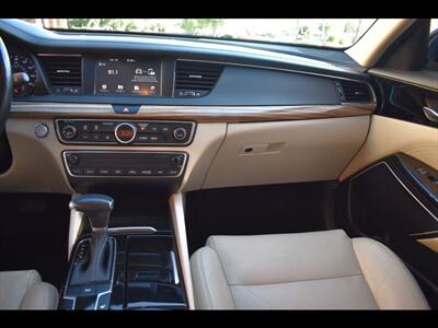 2017 Kia Cadenza Premium   - Photo 30 - Mesa, AZ 85201
