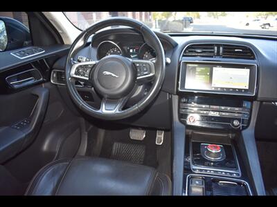 2019 Jaguar F-PACE 30t Prestige - Photo 29 - Mesa, AZ 85201