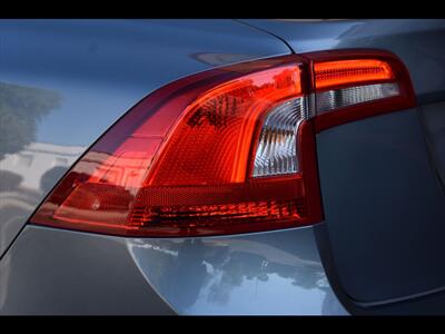 2017 Volvo S60 T5 Inscription Platinum   - Photo 47 - Mesa, AZ 85201
