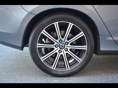 2017 Volvo S60 T5 Inscription Platinum   - Photo 37 - Mesa, AZ 85201