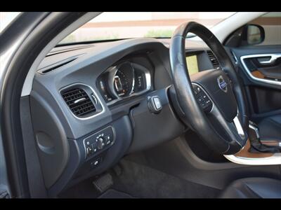 2017 Volvo S60 T5 Inscription Platinum   - Photo 14 - Mesa, AZ 85201