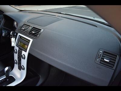 2011 Volvo C70 T5   - Photo 48 - Mesa, AZ 85201