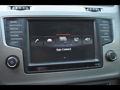 2016 Volkswagen Golf SportWagen TSI SE   - Photo 10 - Mesa, AZ 85201