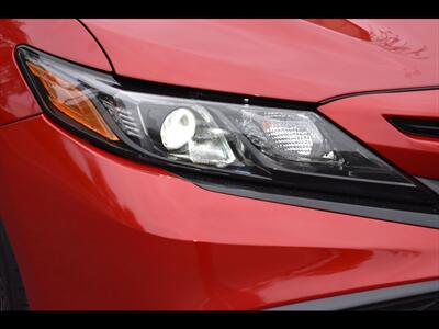 2021 Toyota Camry SE   - Photo 43 - Mesa, AZ 85201