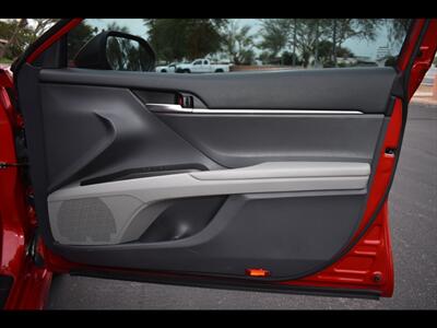 2021 Toyota Camry SE   - Photo 33 - Mesa, AZ 85201