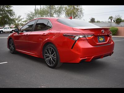 2021 Toyota Camry SE   - Photo 6 - Mesa, AZ 85201