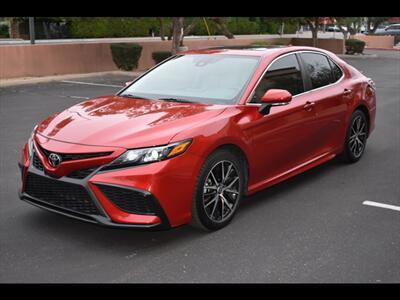 2021 Toyota Camry SE   - Photo 3 - Mesa, AZ 85201