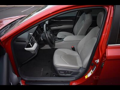 2021 Toyota Camry SE   - Photo 15 - Mesa, AZ 85201