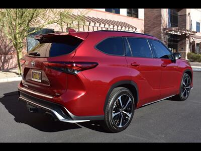 2022 Toyota Highlander XSE   - Photo 9 - Mesa, AZ 85201