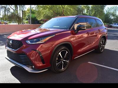 2022 Toyota Highlander XSE   - Photo 4 - Mesa, AZ 85201