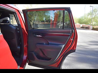 2022 Toyota Highlander XSE   - Photo 38 - Mesa, AZ 85201