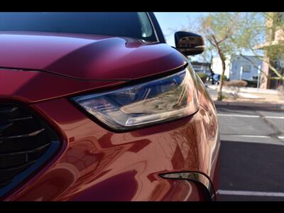2022 Toyota Highlander XSE   - Photo 8 - Mesa, AZ 85201
