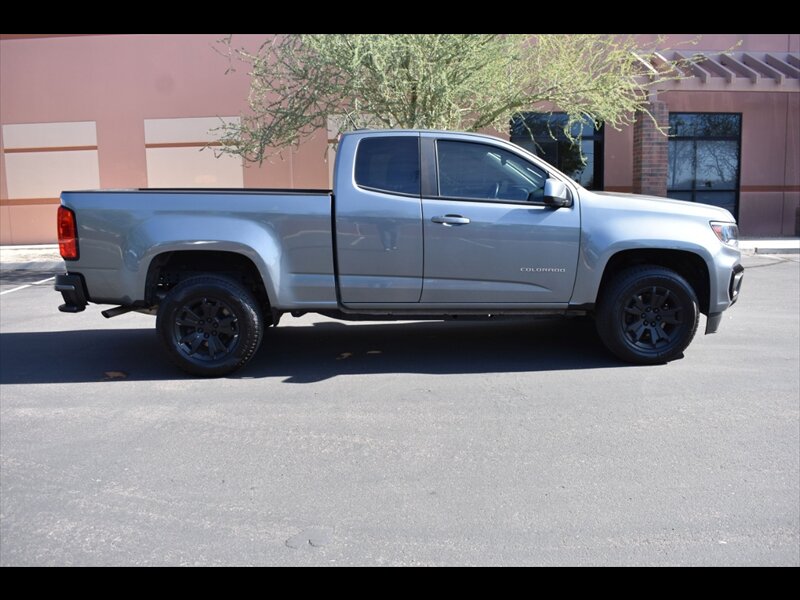 2022 Chevrolet Colorado LT   - Photo 1 - Mesa, AZ 85201