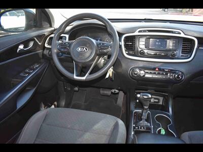 2018 Kia Sorento LX V6   - Photo 33 - Mesa, AZ 85201