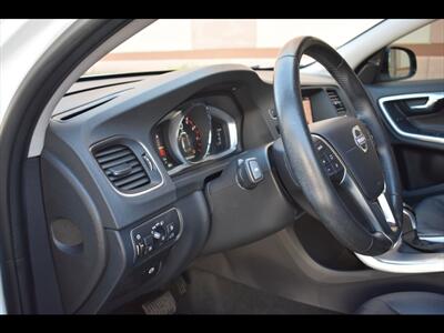 2017 Volvo V60 Cross Country T5 Premier   - Photo 14 - Mesa, AZ 85201