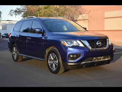 2018 Nissan Pathfinder SV   - Photo 2 - Mesa, AZ 85201