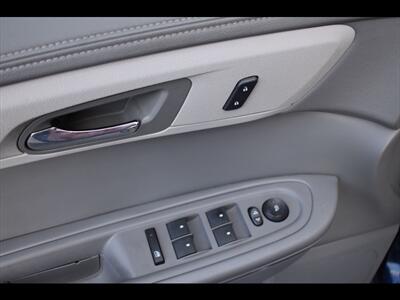 2017 Chevrolet Traverse LT   - Photo 18 - Mesa, AZ 85201