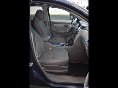 2017 Chevrolet Traverse LT   - Photo 34 - Mesa, AZ 85201