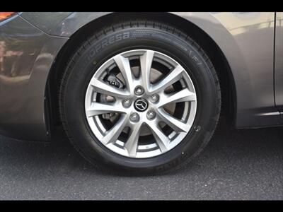 2018 Mazda Mazda3 Sport   - Photo 37 - Mesa, AZ 85201