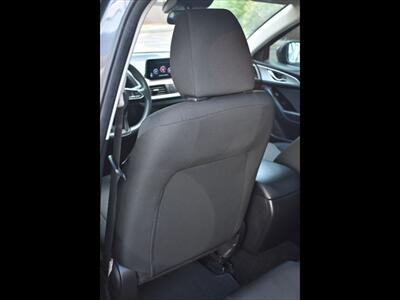 2018 Mazda Mazda3 Sport   - Photo 21 - Mesa, AZ 85201