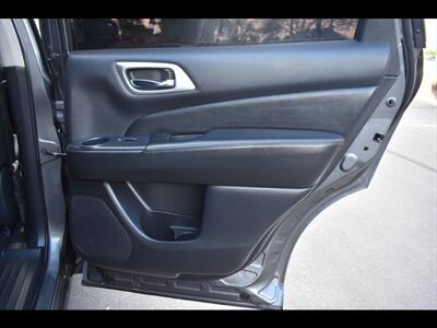 2018 Nissan Pathfinder SV   - Photo 30 - Mesa, AZ 85201