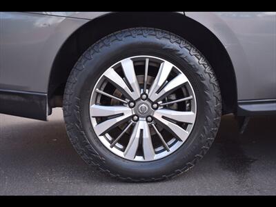 2018 Nissan Pathfinder SV   - Photo 39 - Mesa, AZ 85201