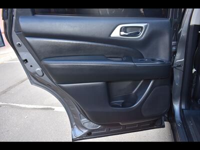 2018 Nissan Pathfinder SV   - Photo 24 - Mesa, AZ 85201