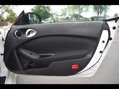 2016 Nissan 370Z   - Photo 26 - Mesa, AZ 85201