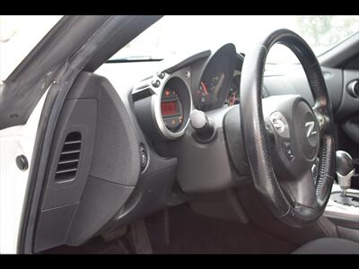 2016 Nissan 370Z   - Photo 15 - Mesa, AZ 85201