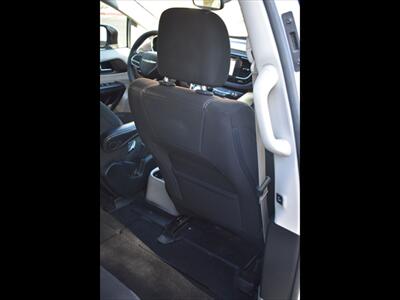2022 Chrysler Voyager LX   - Photo 27 - Mesa, AZ 85201