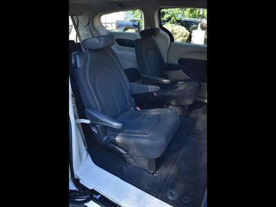 2022 Chrysler Voyager LX   - Photo 26 - Mesa, AZ 85201