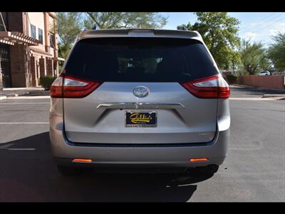 2018 Toyota Sienna Limited Premium 7-Passeng - Photo 9 - Mesa, AZ 85201