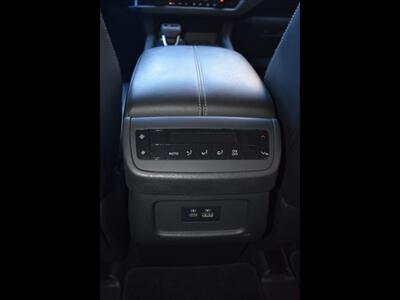 2022 Nissan Pathfinder SV - Photo 31 - Mesa, AZ 85201