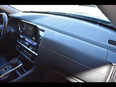 2022 Nissan Pathfinder SV - Photo 42 - Mesa, AZ 85201