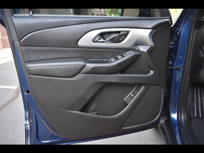 2022 Chevrolet Traverse LT Cloth   - Photo 17 - Mesa, AZ 85201