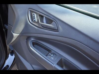 2016 Ford Escape S   - Photo 33 - Mesa, AZ 85201